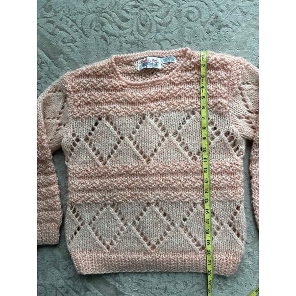 Vintage Tally-Ho Women’s Sweater Pink Diamond Knit Pullover Small 80s Style - Picture 5 of 6